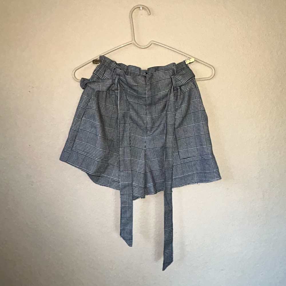 X-Small Zara Plaid Paperbag Tie Shorts